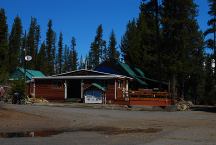 Elk Lake Lodge