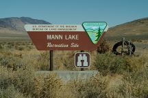 Mann Lake Sign